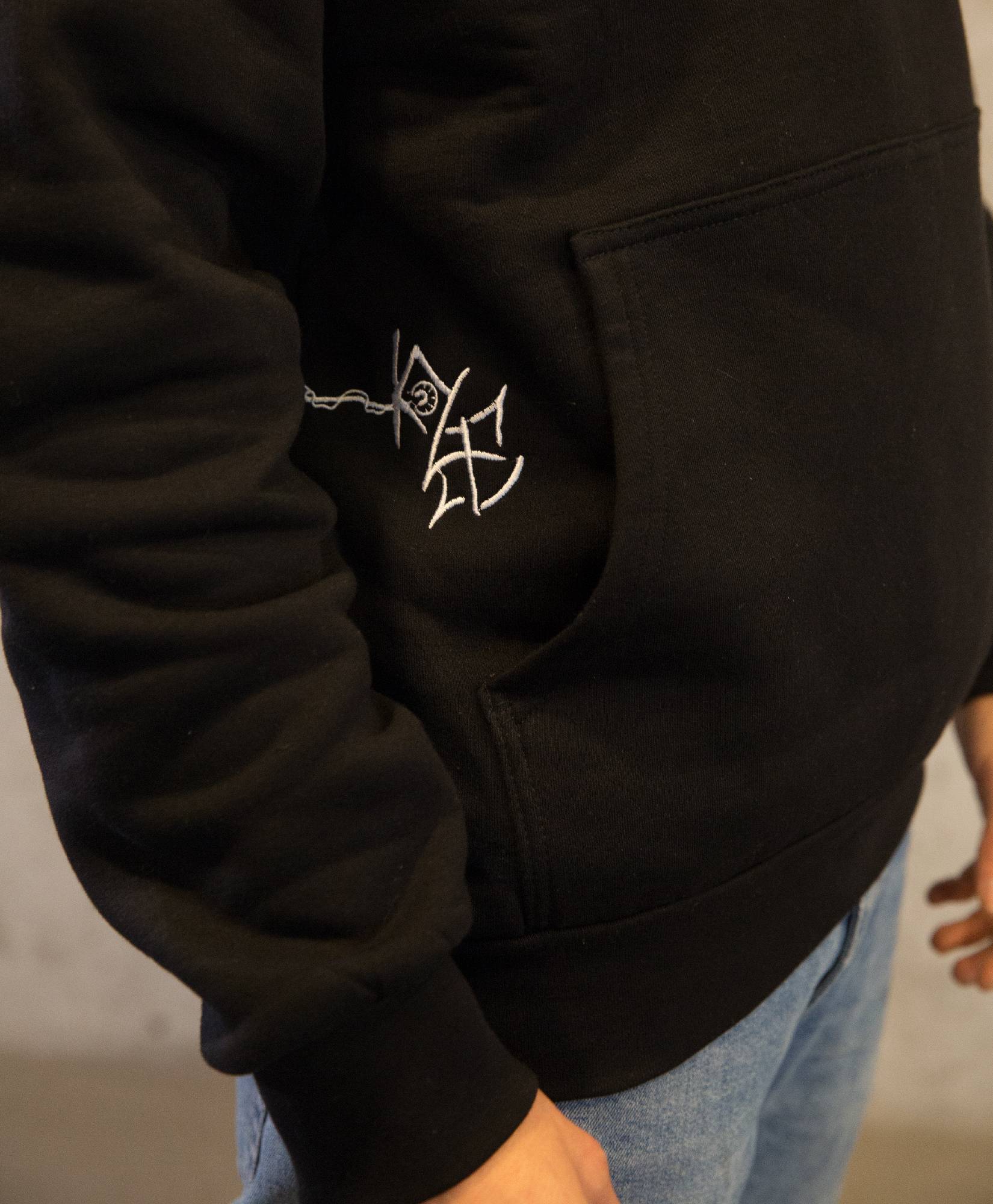 Embroidered art on Cotton Black Hoodie / Stitched Hoody of Kobe Bryant